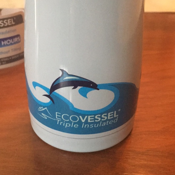EcoVessel Jumping Dolphin Design - Picture 2 of 7